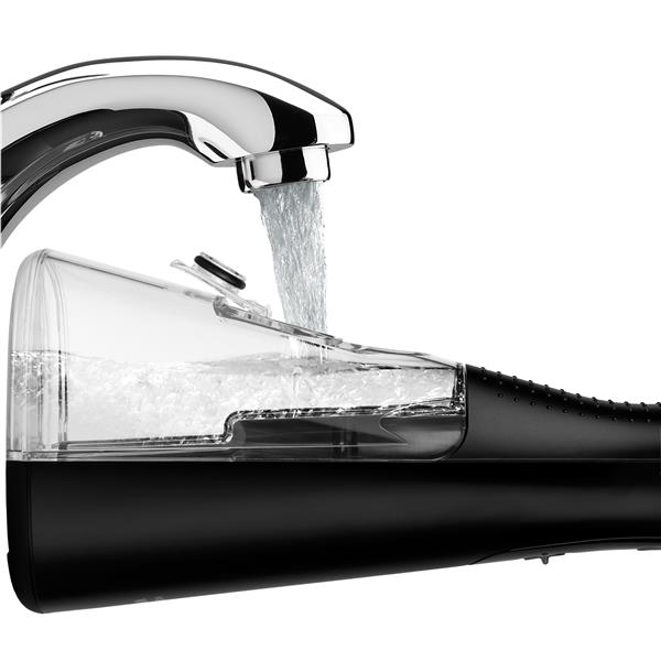 Auffüllen des Wassertanks – Schwarze WP-462 Cordless Plus Munddusche