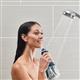 Verwendung der Blau Cordless Advanced 2.0 Kabellose Munddusche WP-583 unter der Dusche
