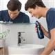 Verwendung der Blauen WP-583 Cordless Advanced 2.0 Munddusche